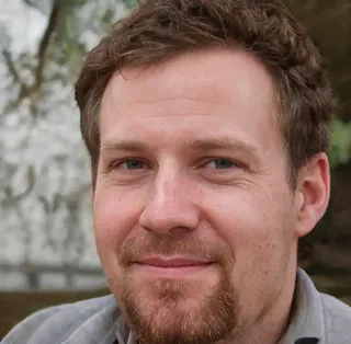 Olof Abrahamsson – slotekspert og forfatter på pirots.no
